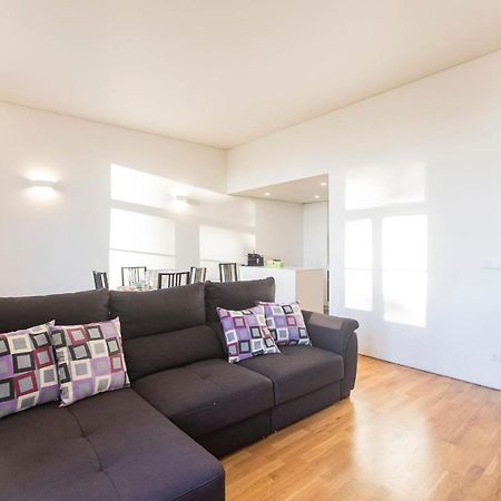 Modern 2Br Duplex Downtown By Art District By Lovelystay Porto Exterior photo